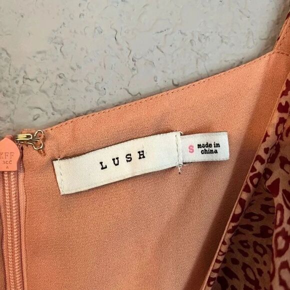 Lush Mini Ruffle Tiered Size Small Cheetah Print Pink - Picture 4 of 5